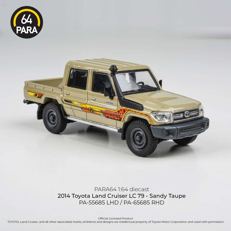 1:64 Para64 - 2014 Toyota Land Cruiser 79, Sandy Taupe RHD 1:64 Para64 - 2014 Toyota Land Cruiser 79, Sandy Taupe RHD