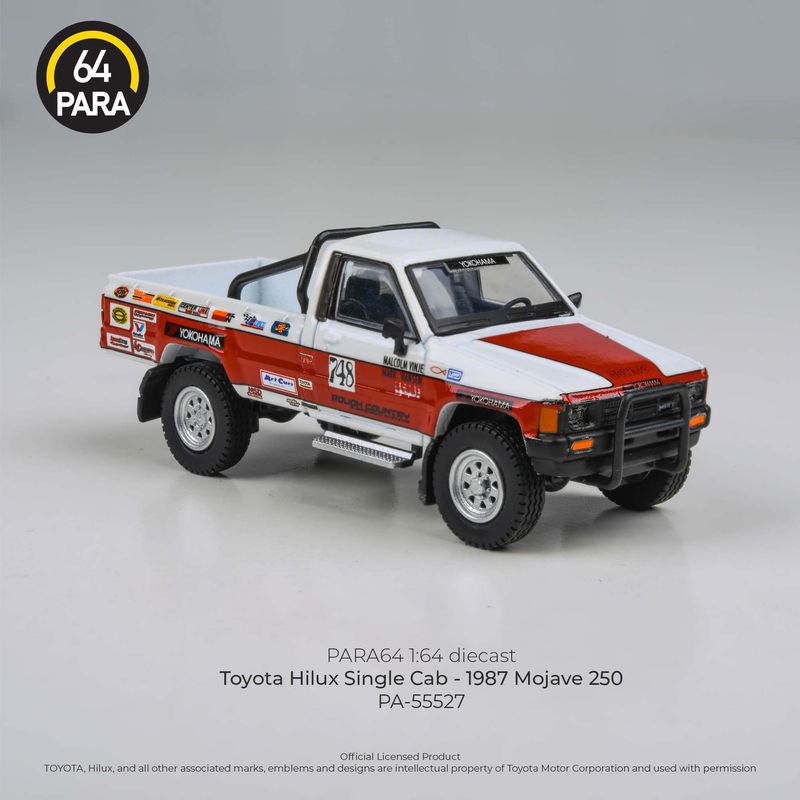 1:64 Para64 - 1987 Toyota Hilux Mojave 250, white/red LHD 1:64 Para64 - 1987 Toyota Hilux Mojave 250, white/red LHD