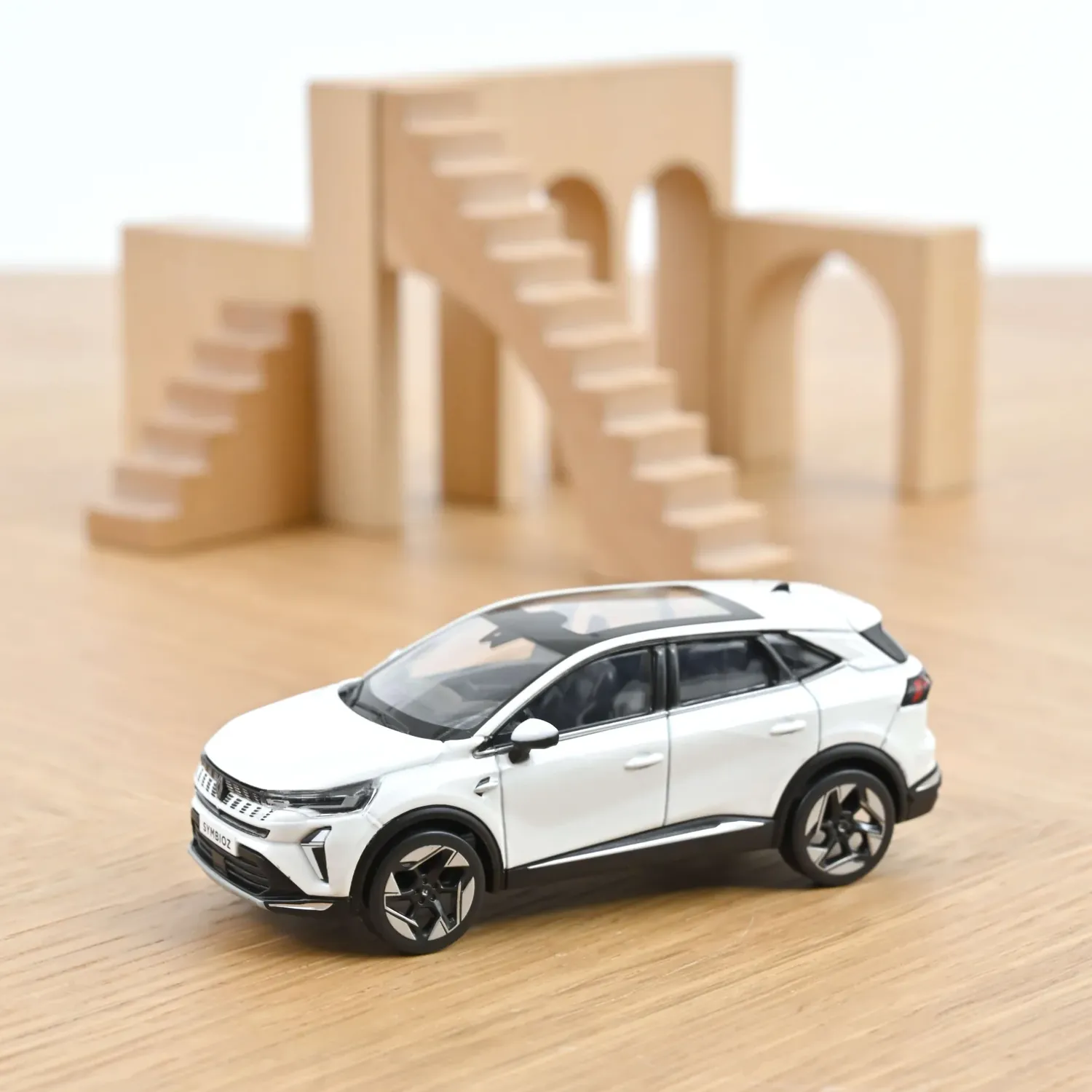 1:43 Norev - Renault Symbioz 2024 Pearl White