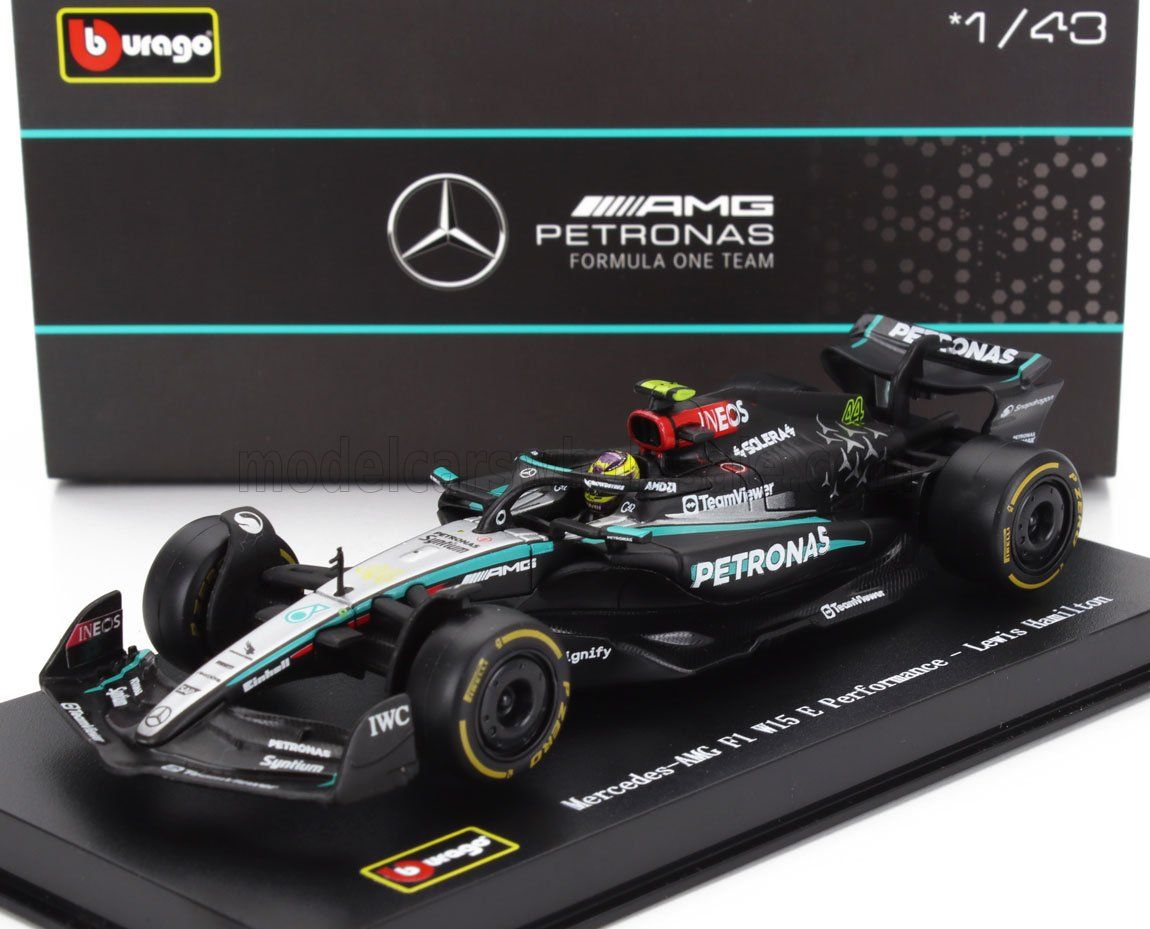 1:43 Bburago Signature - Mercedes GP F1 W15 EQ Performace Team AMG Petronas Motorsprt #44 Season 2024 Lewis Hamilton - Mit Fahrer & Vitrine
