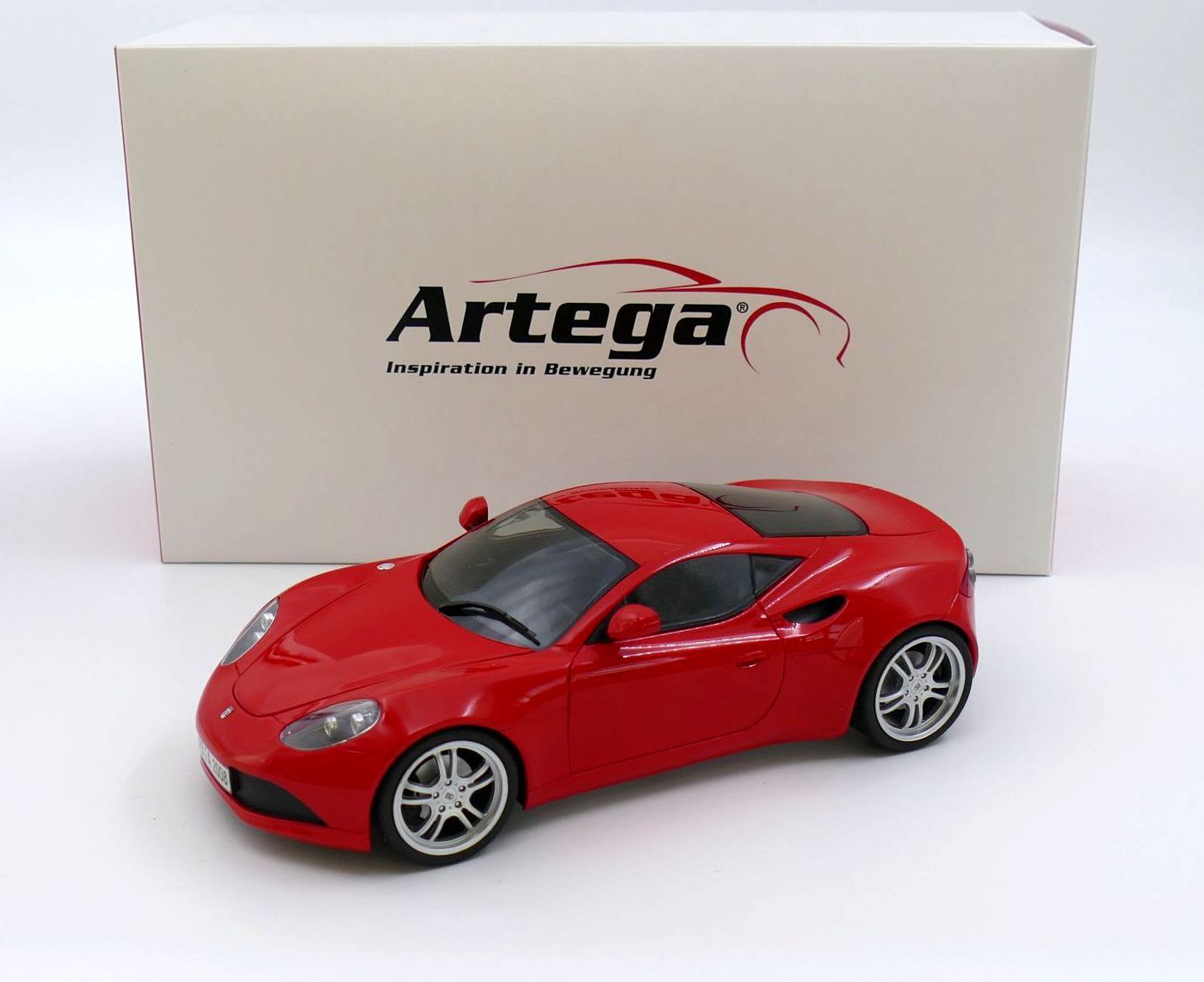 1:18 Revell - Artega GT - fire red
