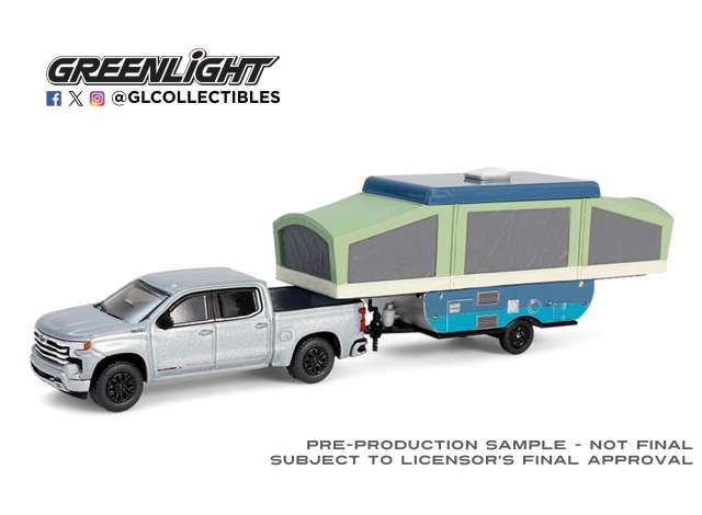 1:64 Greenlight - 2024 Chevrolet Silverado High Country with Pop-Up Camper *Hitch & Tow Series 32*, sterling grey metallic