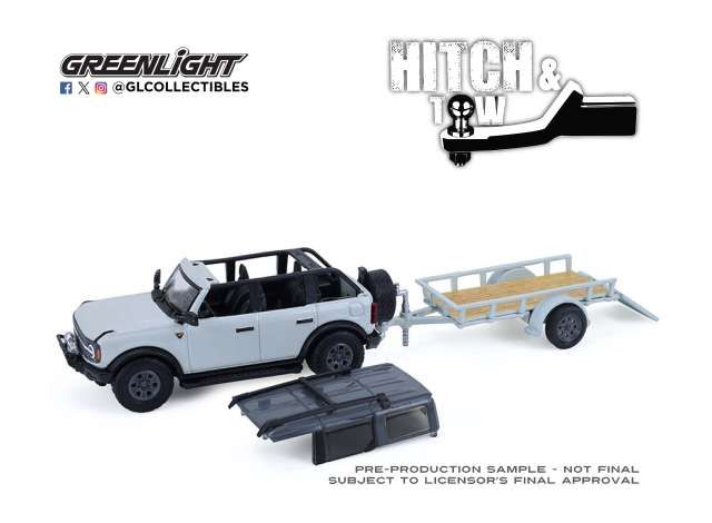 1:64 Greenlight - 2021 Ford Bronco 4-Door Badlands in Cactus Grey with Utility Trailer and Motorcycle *Hitch & Tow Series 33*