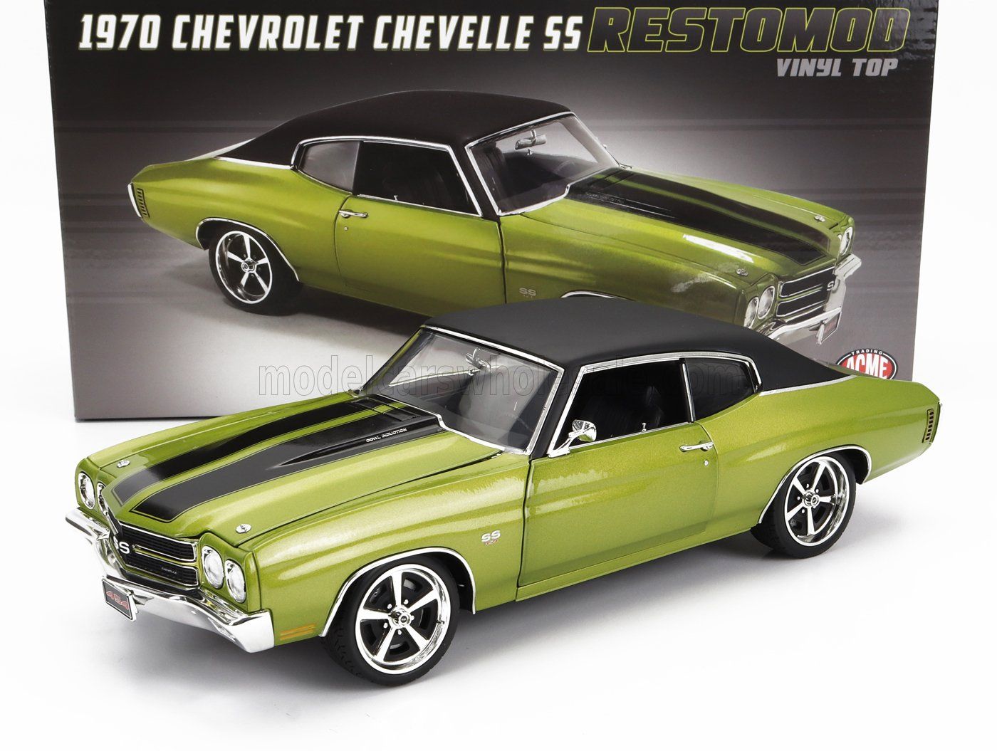1:18 ACME - 1970 Chevrolet Chevelle SS Restomod with All New Engine Parts Stacked Injection 454 Engine, green with black stripes & vinyl roof