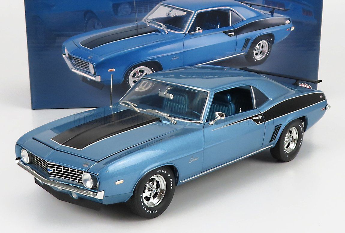 1:18 ACME - 1969 Chevrolet COPO Camaro - Cortez Silver