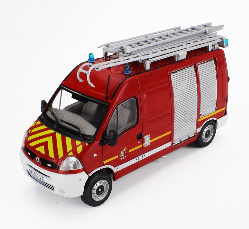 1:43 Hechette - RENAULT - MASTER VAN SECOURS D'URGENCE FIRE ENGINE 2003