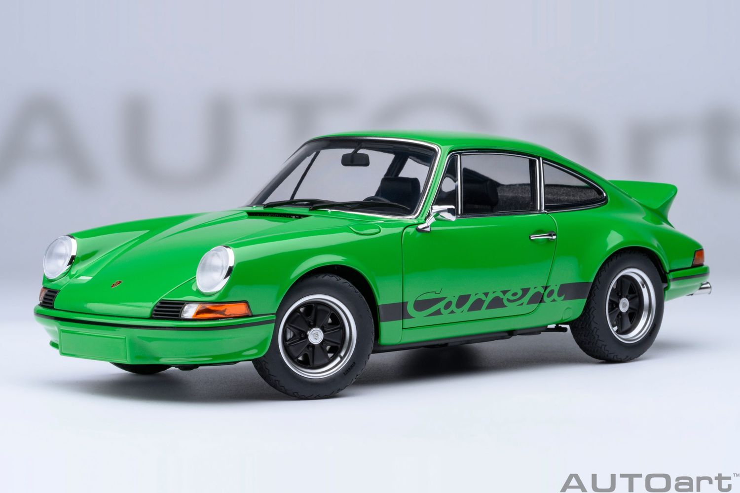 1:18 Autoart - Porsche 911 Carrera 2.7 RS (Viper Green with Black stripes)