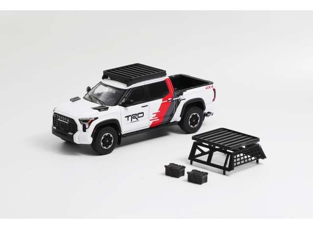 1:64 Tiny Toys - Toyota Tundra with accessories, white/black/red