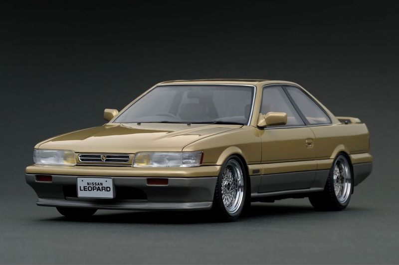 1:18 Ignition - Nissan Leopard Ultima V30TWINCAM TURBO (F31), gold/silver 1:18 Ignition - Nissan Leopard Ultima V30TWINCAM TURBO (F31), gold/silver