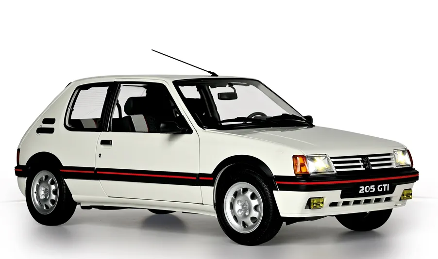 1:8 Ixo - Peugeot 205 GTI White Meije