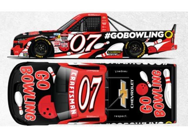 1:64 Action Racing Collectibles - 2025 Chevrolet Silverado #07 Michael McDowell *Go Bowling* 1:64 Action Racing Collectibles - 2025 Chevrolet Silverado #07 Michael McDowell *Go Bowling*