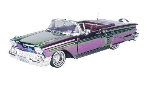 1:24 Motormax - Chevrolet Impala, lila/grün, 1958 1:24 Motormax - Chevrolet Impala, lila/grün, 1958