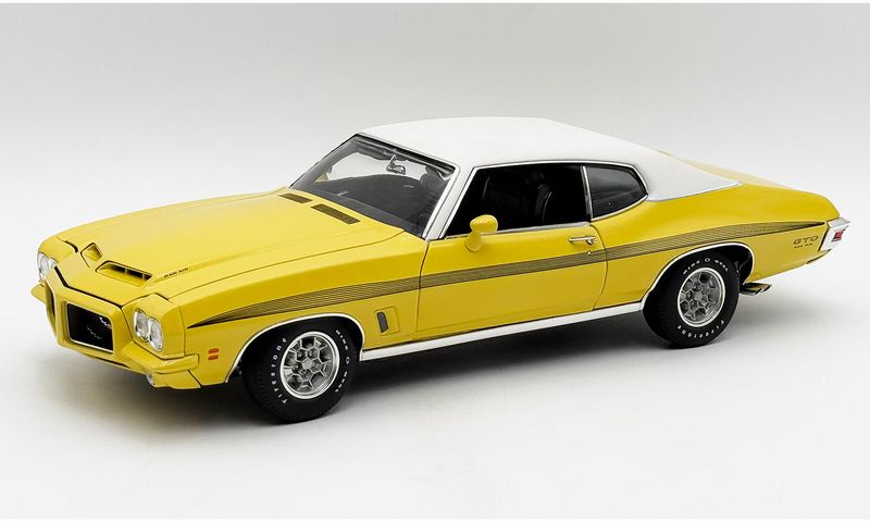 1:18 ACME - 1972 Pontiac GTO Le Mans Vinyl Top Monarch Yellow 1:18 ACME - 1972 Pontiac GTO Le Mans Vinyl Top Monarch Yellow