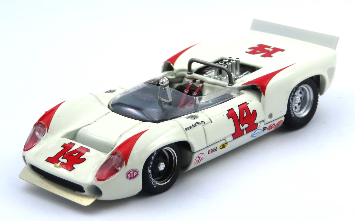 1:43 Best Model - Lola T70 MKII Spider #14 Laguna Seca 1967 B. Morley