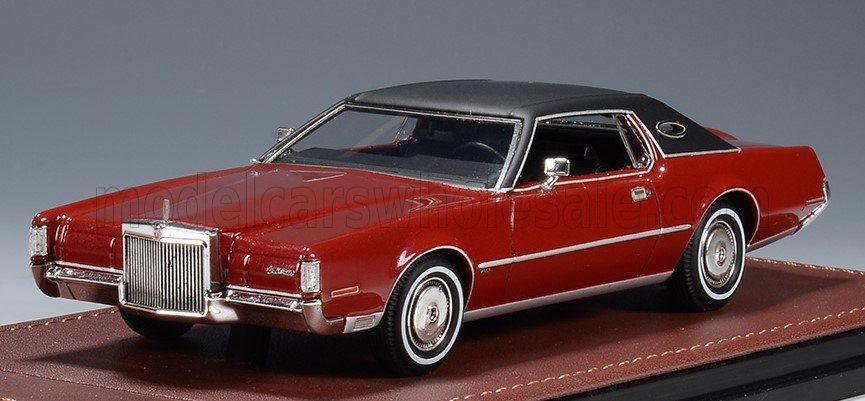 1:43 GLM - 1972 Lincoln Continental MkIV2 Red