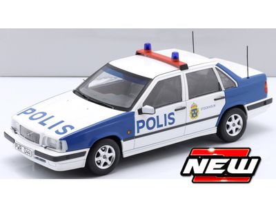 1:18 Triple9 - 1993 Volvo 850 *Police Sweden*