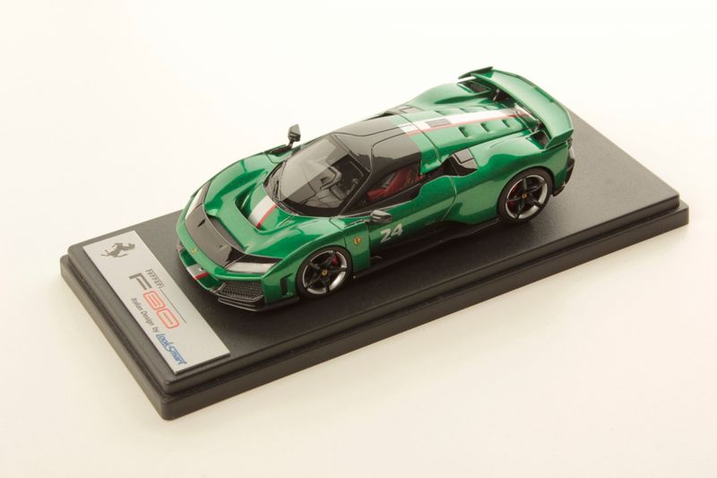 1:43 Looksmart - Ferrari F80 Green Jewel with Livery 1:43 Looksmart - Ferrari F80 Green Jewel with Livery