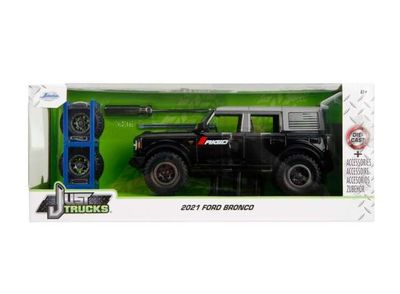 1:24 Jada Toys - 2021 Ford Bronco *Just Trucks* with accessories, black 1:24 Jada Toys - 2021 Ford Bronco *Just Trucks* with accessories, black