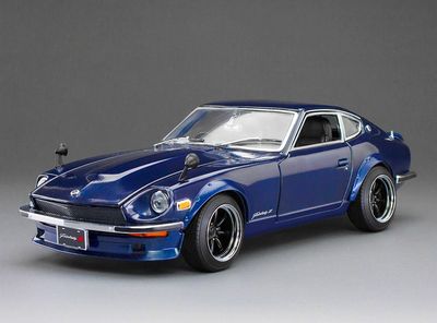 1:18 Sunstar - Datsun Fairlady Z (S30), dunkelblau, RHD, 1970 1:18 Sunstar - Datsun Fairlady Z (S30), dunkelblau, RHD, 1970