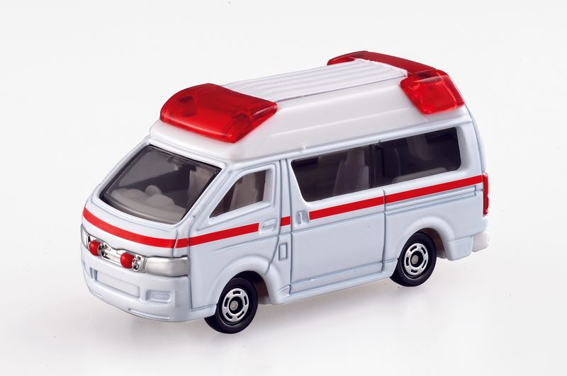 1:64 Tomica - Toyota Himedic Ambulance *Takara Tomy* 1:64 Tomica - Toyota Himedic Ambulance *Takara Tomy*