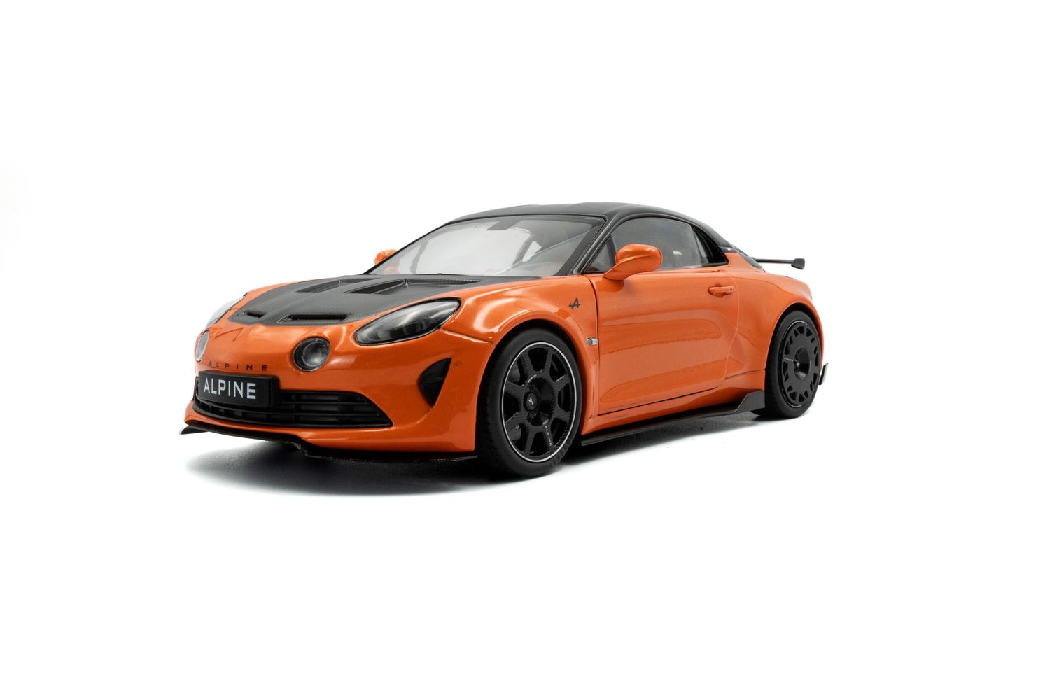1:18 Solido - 2024 Renault Alpine Radicale Coupe Orange Black