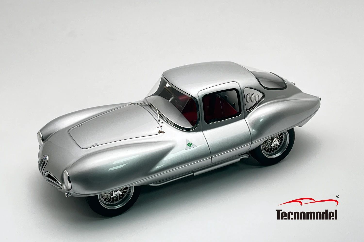 1:18 Tecnomodel - Alfa Romeo C2 Disco Volante Coupe 1973 Silver