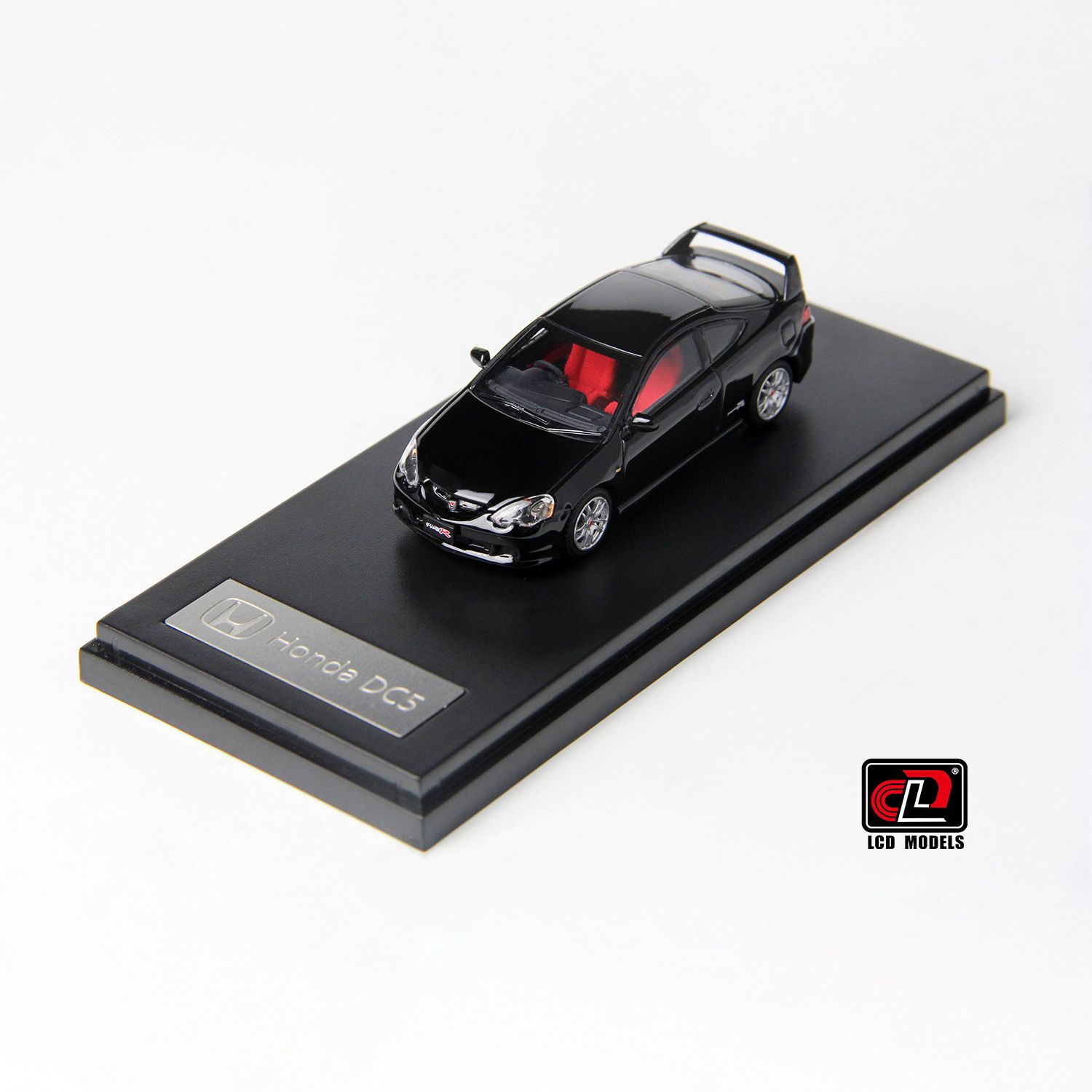 1:64 LCD Models - 2006 Honda Integra (DC5) Type R Black