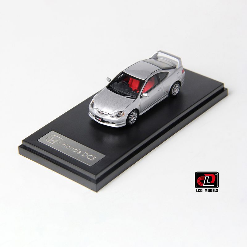1:64 LCD Models - 2006 Honda Integra (DC5) Type R Silver 1:64 LCD Models - 2006 Honda Integra (DC5) Type R Silver