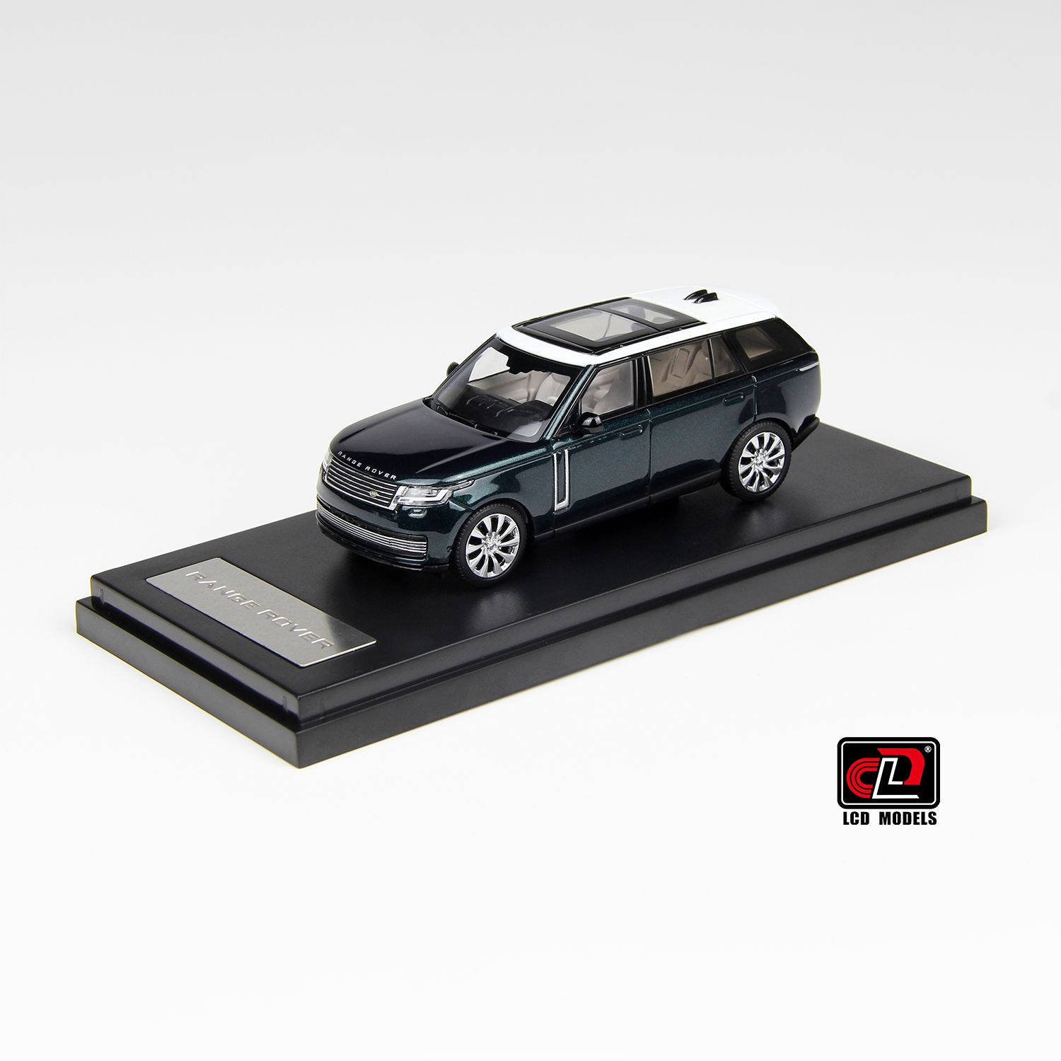 1:64 LCD Models - 2022 Land Rover Range Rover Green