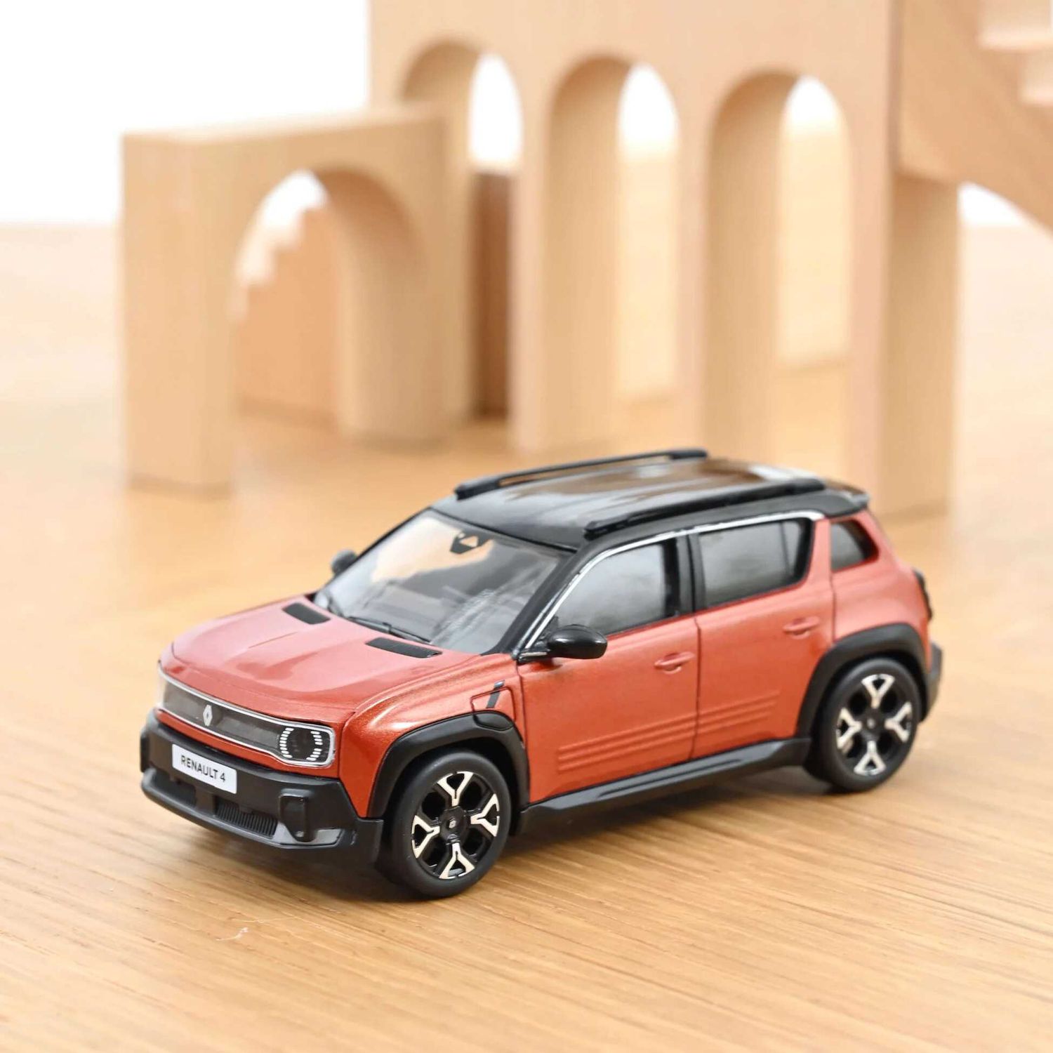 1:43 Norev - Renault 4 E-Tech Elektrisch 2025 Terracotta-Braun