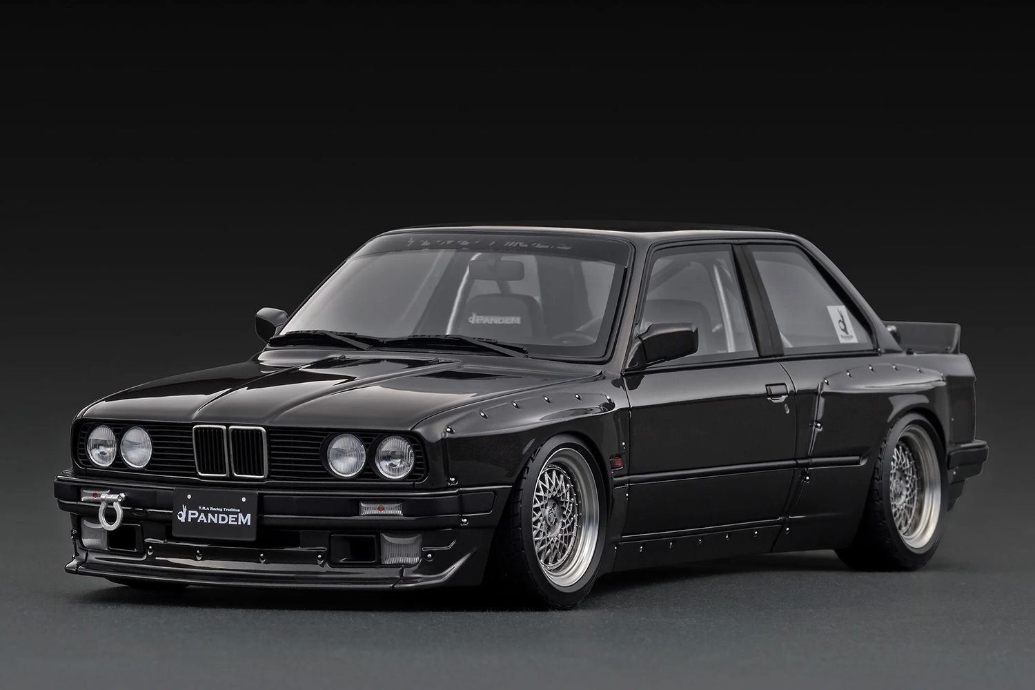 1:18 Ignition - Pandem BMW E30, gun metallic