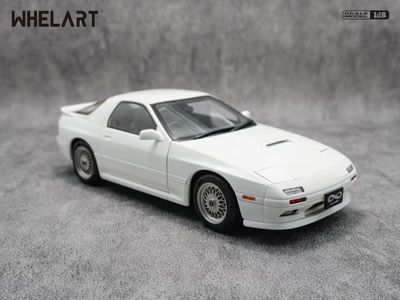 1:18 Whelart - Mazda Savanna RX-7 Infini (FC3S), white 1:18 Whelart - Mazda Savanna RX-7 Infini (FC3S), white