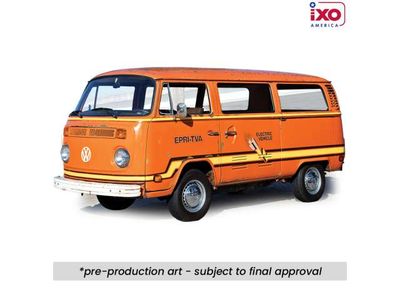 1:18 Ixo USA - 1978 Volkswagen Type 2 Bus *Elektrotransporter*, orange 1:18 Ixo USA - 1978 Volkswagen Type 2 Bus *Elektrotransporter*, orange