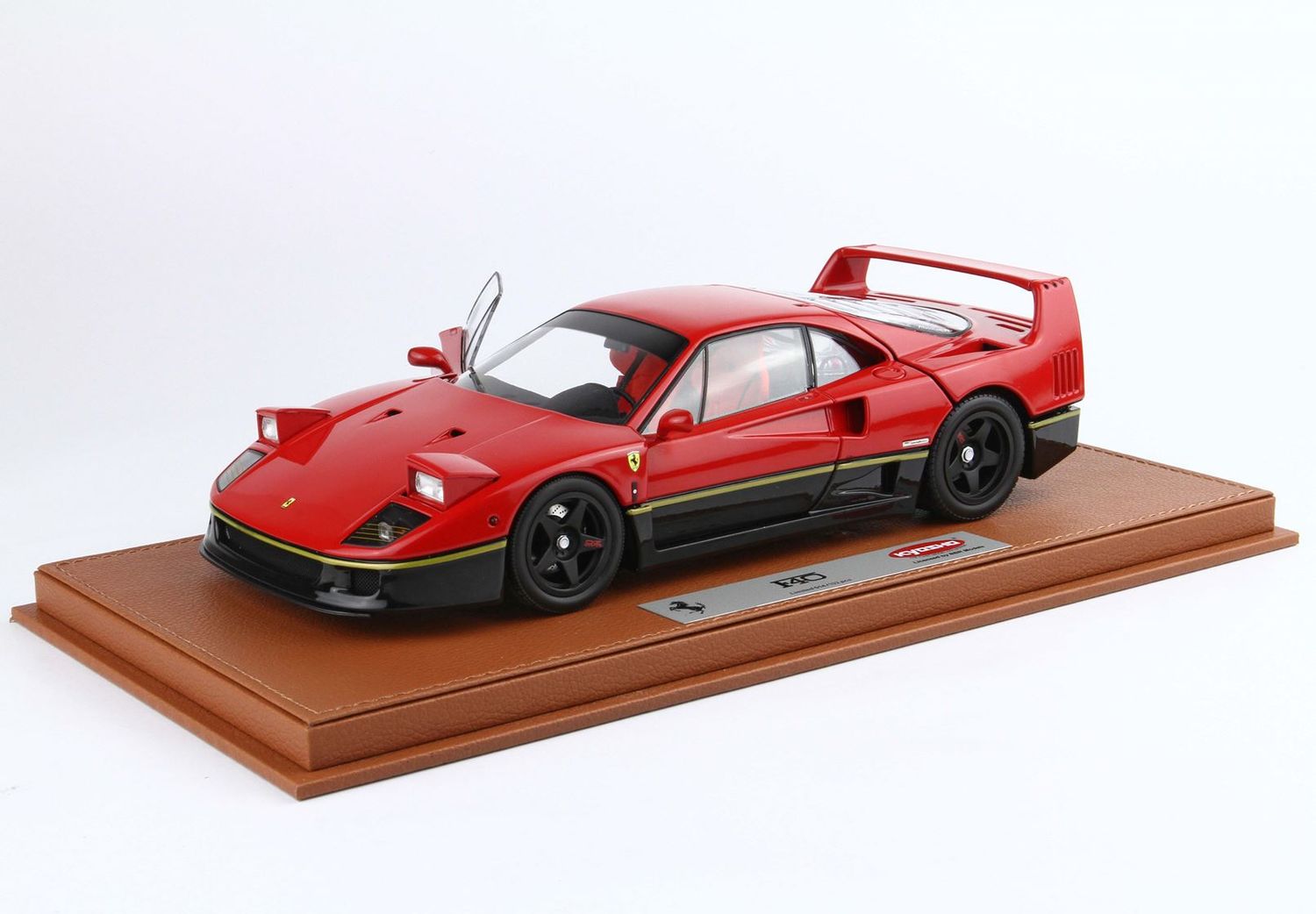 1:18 BBR-Kyosho - Ferrari F40 Red-Black Gold stripe BBR-Kyosho