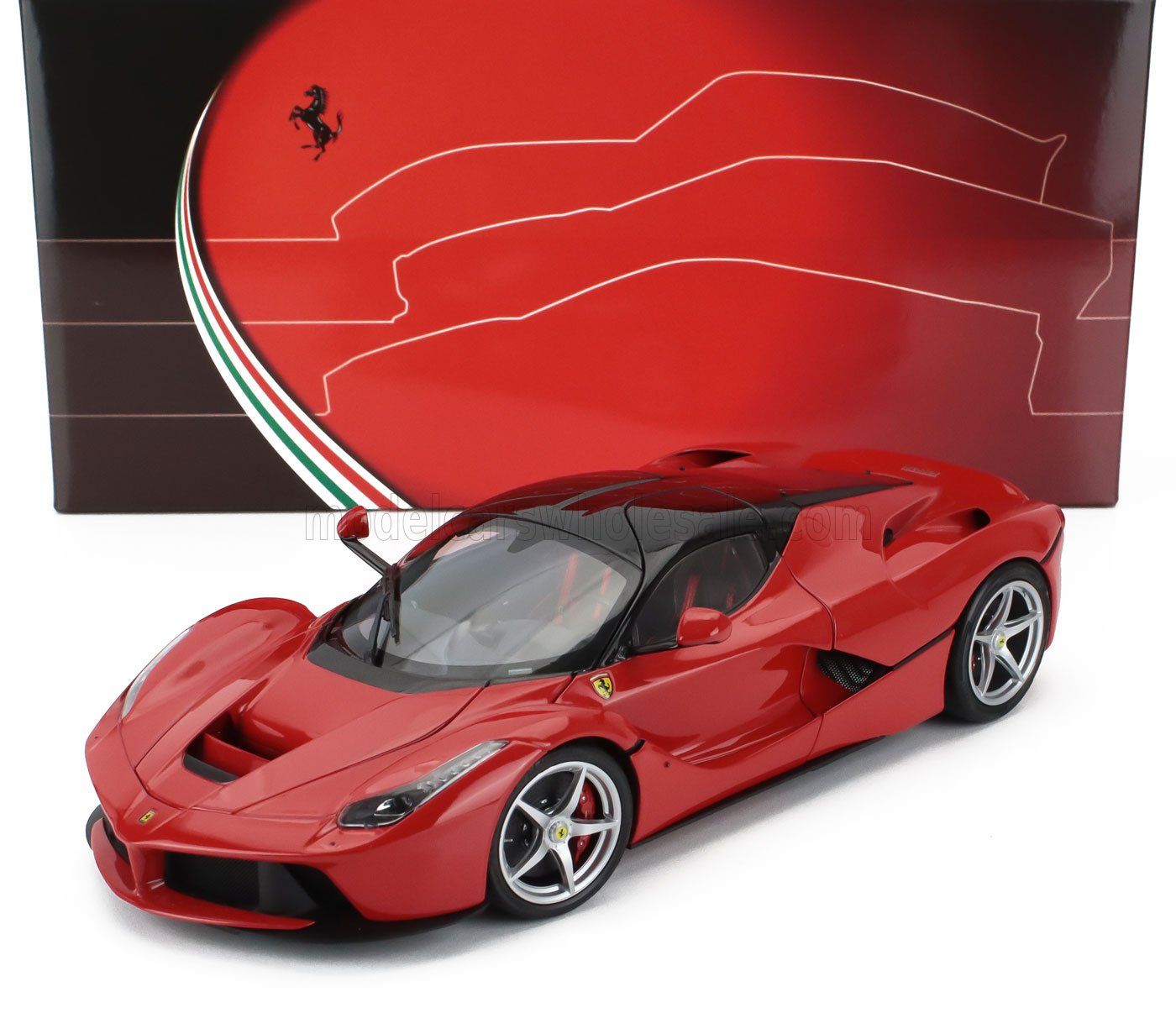 1:18 BBR - Ferrari LaFerrari DIE CAST - Polifoam Base Red Corsa 322 - 4 POINTS SAFETY BELT