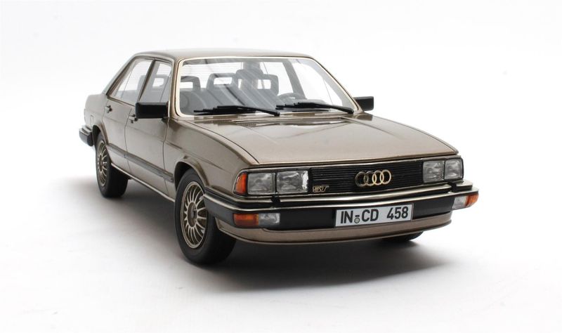 1:18 Cult Models - Audi 200 5T typ 43 gold metallic 80-82 1:18 Cult Models - Audi 200 5T typ 43 gold metallic 80-82