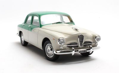 1:18 Cult Models - Alfa Romeo 1900 Super Berlina green/white 1958 1:18 Cult Models - Alfa Romeo 1900 Super Berlina green/white 1958