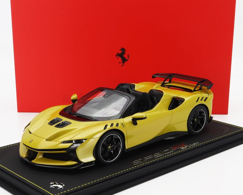 1:18 BBR - Ferrari SF90 XX Spider Giallo Montecarlo 1:18 BBR - Ferrari SF90 XX Spider Giallo Montecarlo