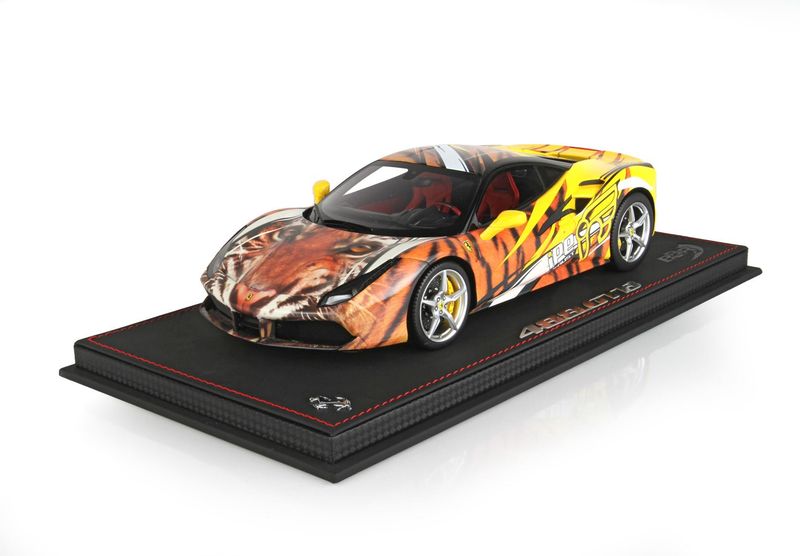 1:18 BBR - Ferrari 488 GTB IPE 1:18 BBR - Ferrari 488 GTB IPE