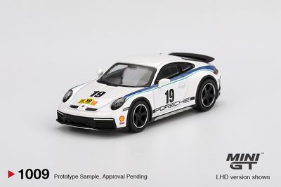 1:64 Mini GT - 2024 Porsche 911 (992) Dakar Rally Design Package 74 1:64 Mini GT - 2024 Porsche 911 (992) Dakar Rally Design Package 74