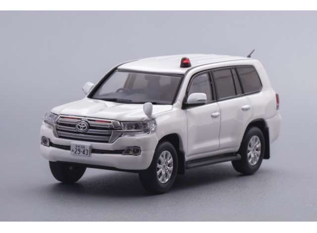 1:43 Ray's - 2018 Toyota Land Cruiser GX (URJ202) Masked Police Car Miyazaki, white 1:43 Ray's - 2018 Toyota Land Cruiser GX (URJ202) Masked Police Car Miyazaki, white