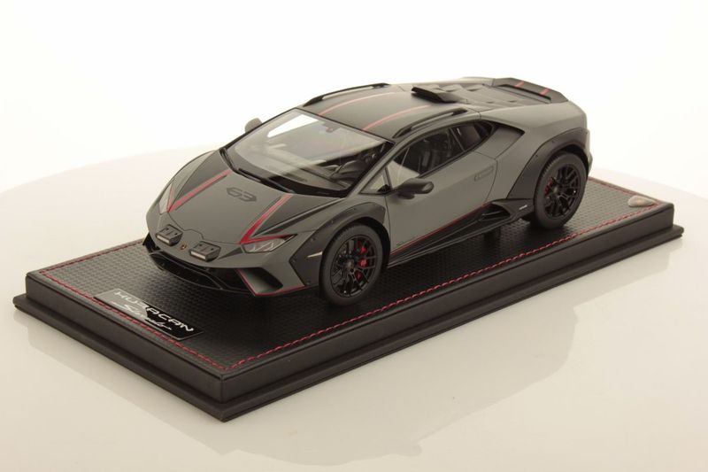 1:18 MR Collection Models - Lamborghini Huracàn Sterrato Grigio Vulcano 1:18 MR Collection Models - Lamborghini Huracàn Sterrato Grigio Vulcano
