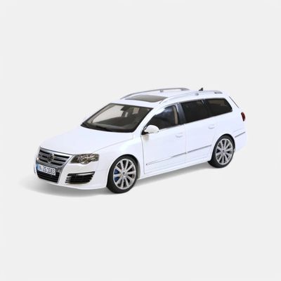 1:18 NZG - VW Passat R36 Candy White 1:18 NZG - VW Passat R36 Candy White