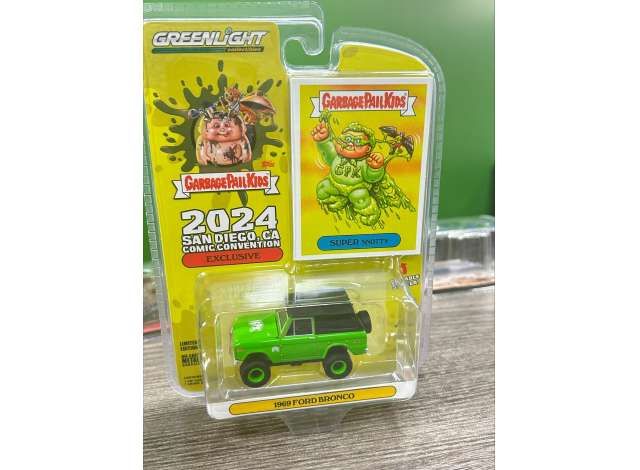 1:64 Greenlight - 1969 Ford Bronco *Garbage Pail Kids* 1:64 Greenlight - 1969 Ford Bronco *Garbage Pail Kids*