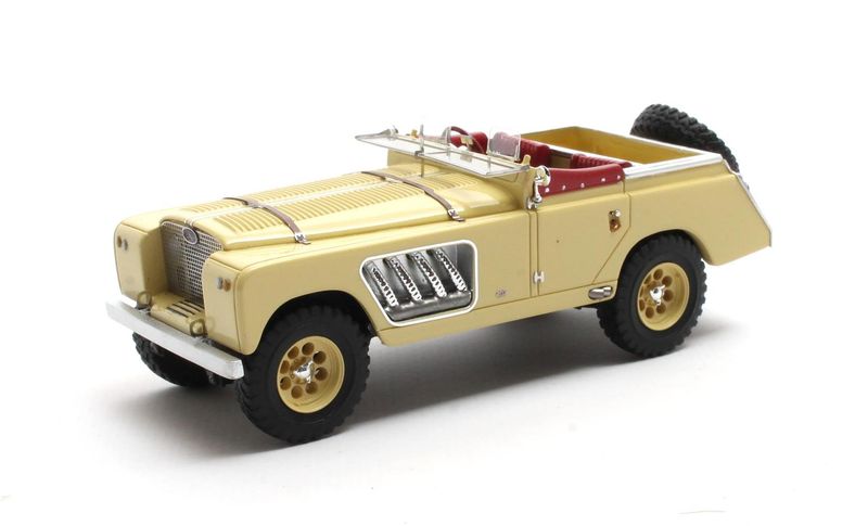 1:43 Matrix - Landrover 109 Bell Aurens longnose open yellow 1:43 Matrix - Landrover 109 Bell Aurens longnose open yellow