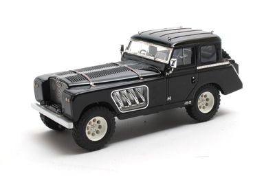 1:43 Matrix - Landrover 109 Bell Aurens longnose closed black 1:43 Matrix - Landrover 109 Bell Aurens longnose closed black