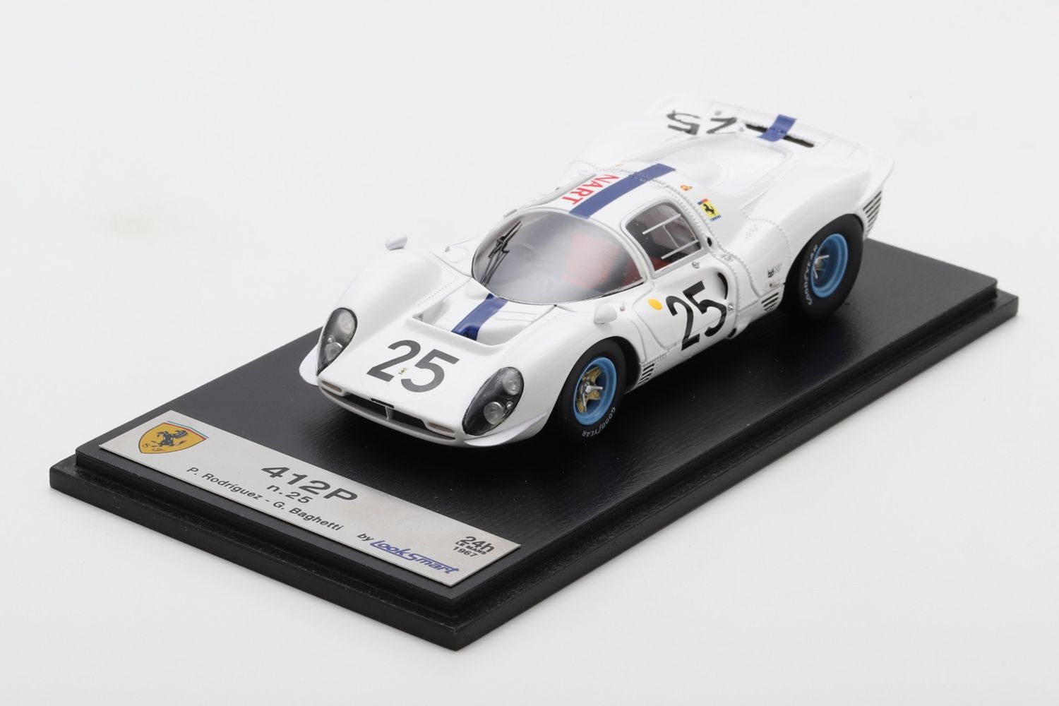 1:43 Looksmart - Ferrari 412P No.25 Le Mans 1967 Pedro Rodriguez – Giancarlo Baghetti