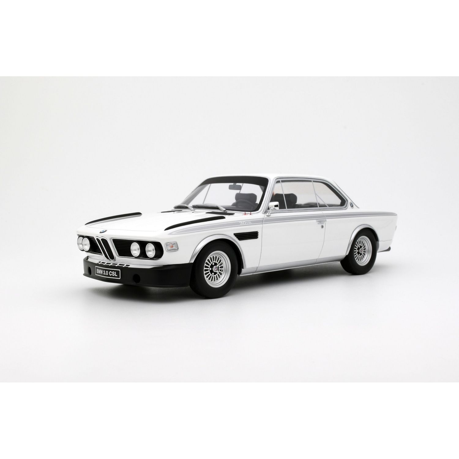1:18 Otto Mobile - BMW 3,0 CSL Chamonix White 1972