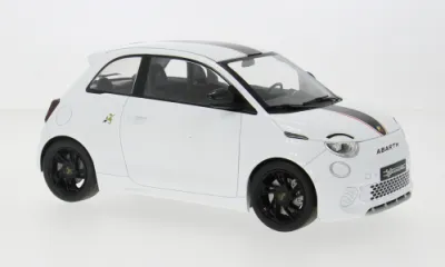1:18 MCG - 2024 Fiat 500e Abarth weiss 1:18 MCG - 2024 Fiat 500e Abarth weiss