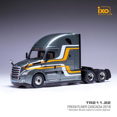 1:43 Ixo - 2018 Freightliner Coronado grau (Metallic) 1:43 Ixo - 2018 Freightliner Coronado grau (Metallic)